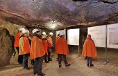 Fuehrung durch das Besucherbergwerk Tiefer Stollen